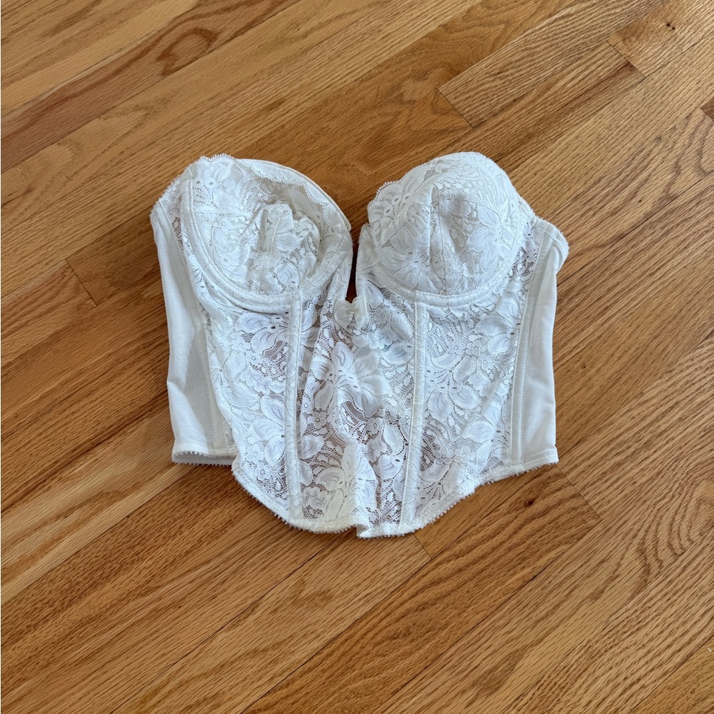 Vintage Y2K white lace corset bustier Lavion